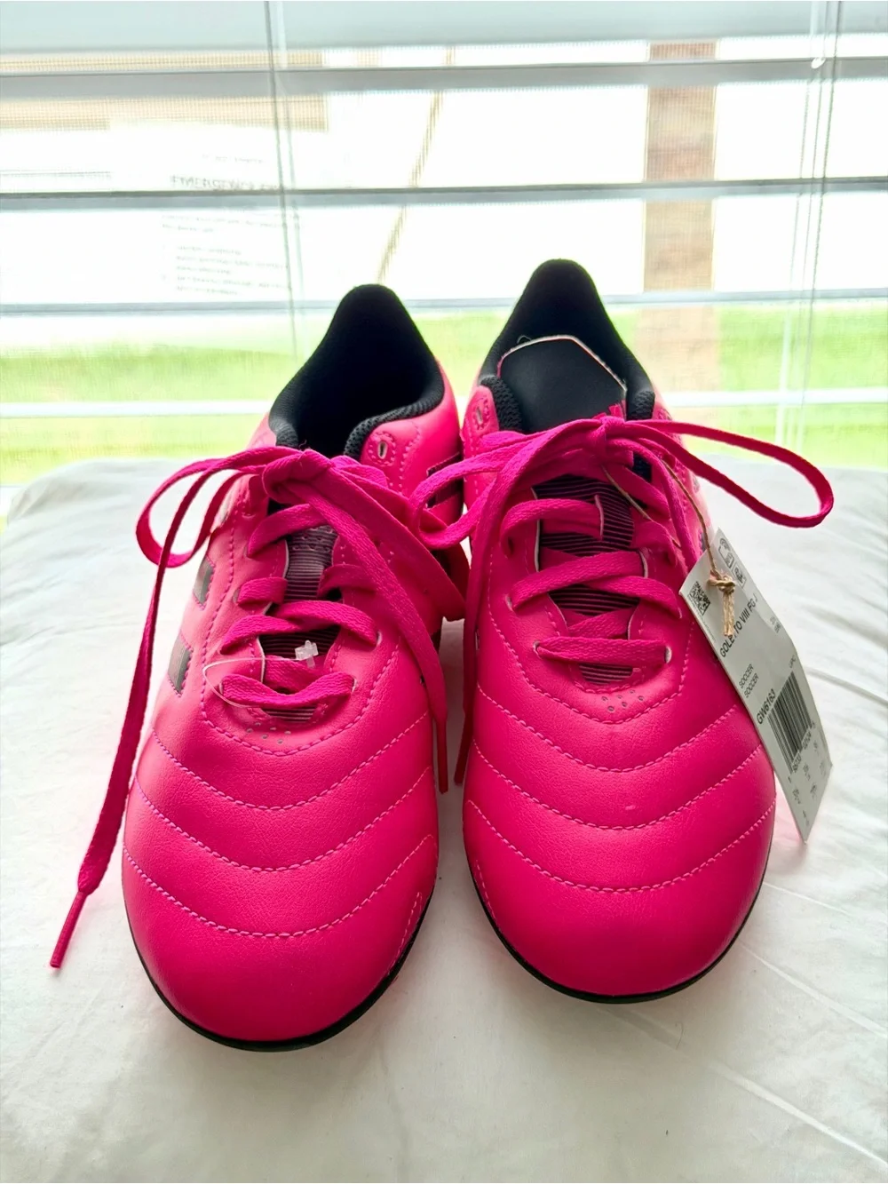 adidas girls Bright Pink Training Sneakers
